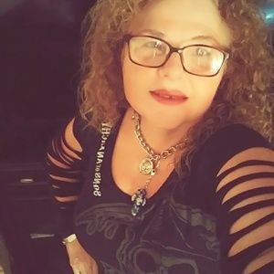 Meet your Posher, Marion